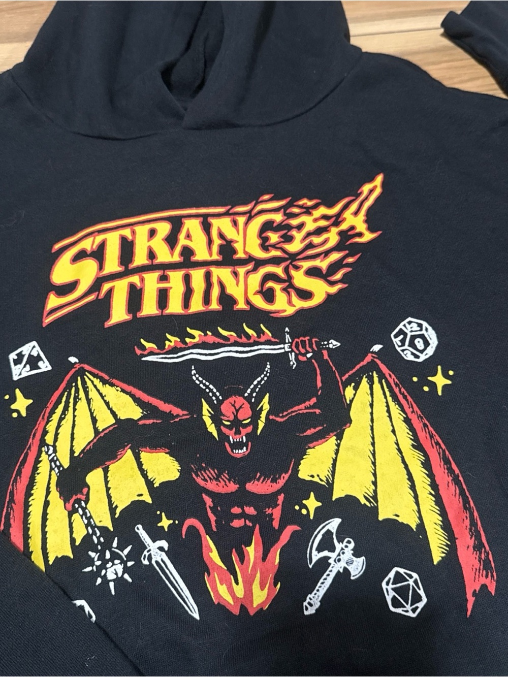 Netflix Stranger Things Hellfire Club Graphic Hoodie size M NOWT Devil sword Med